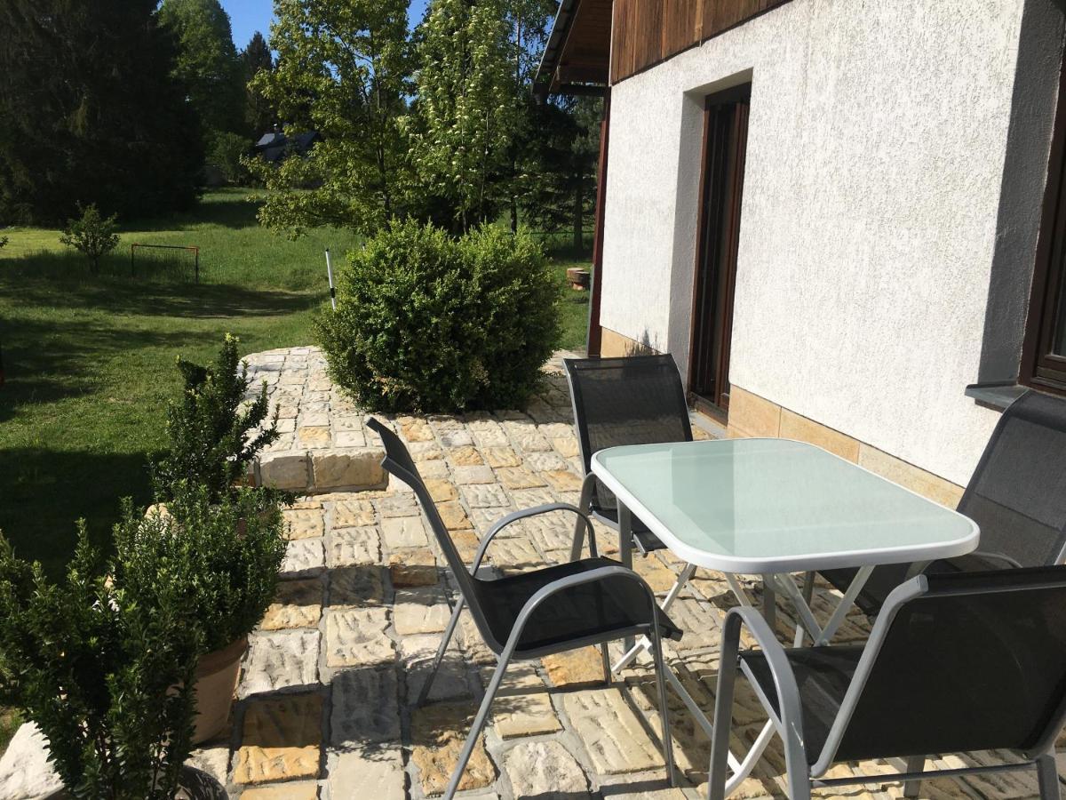 Chalupa Krompach Buitenkant foto